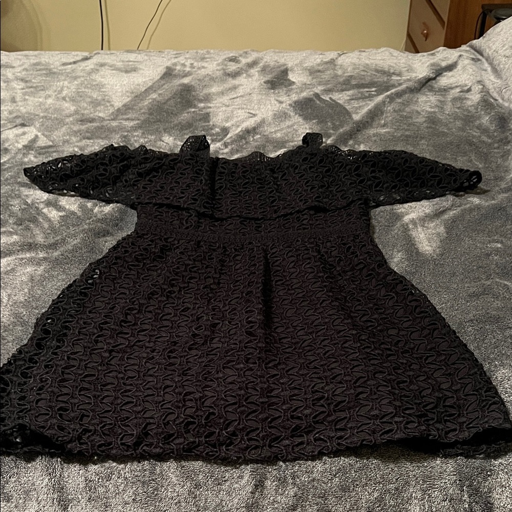 Elegant Black Lace Dress